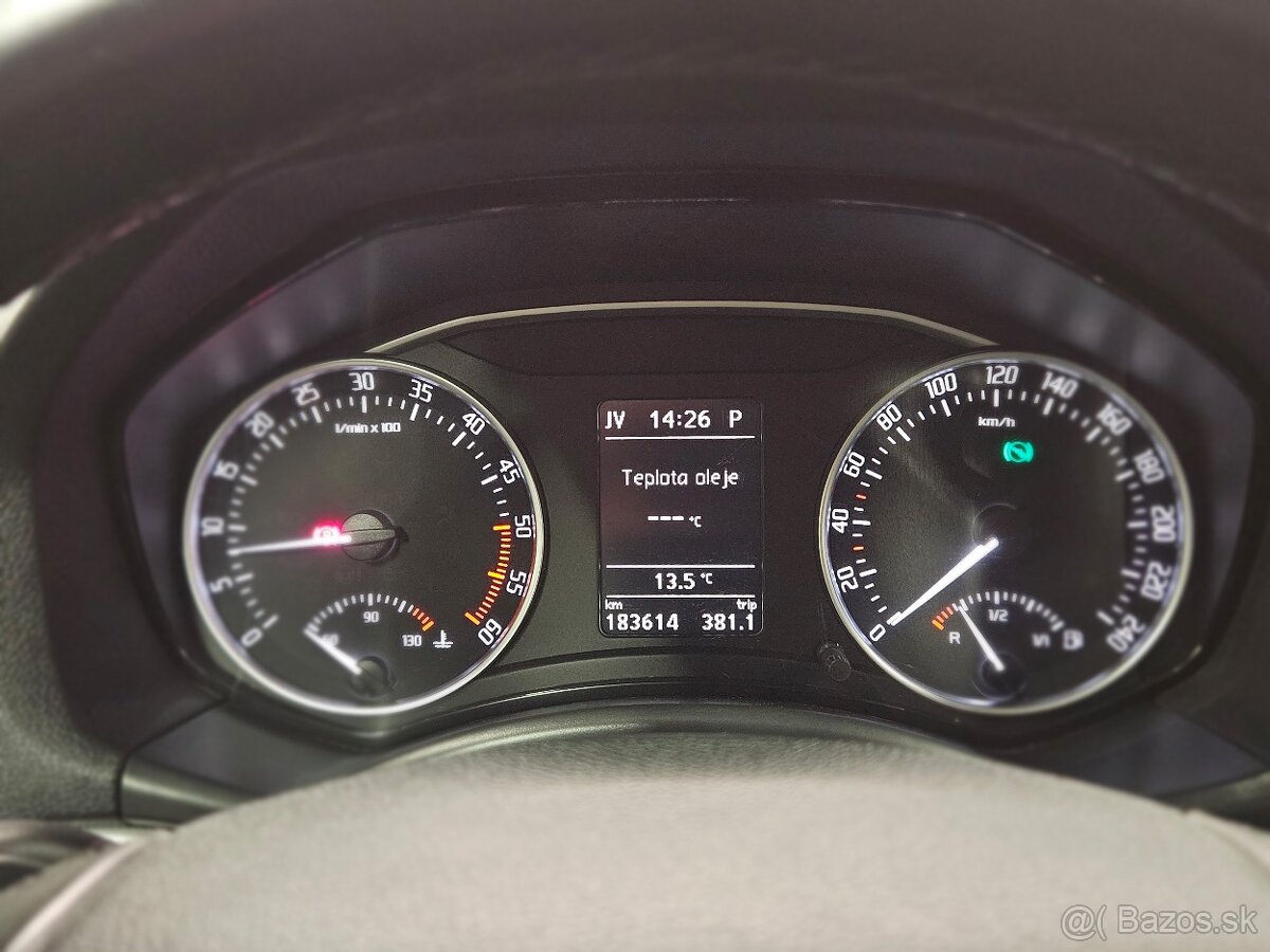 Škoda Octavia Combi 2.0 TDI CR DPF Elegance DSG - 14