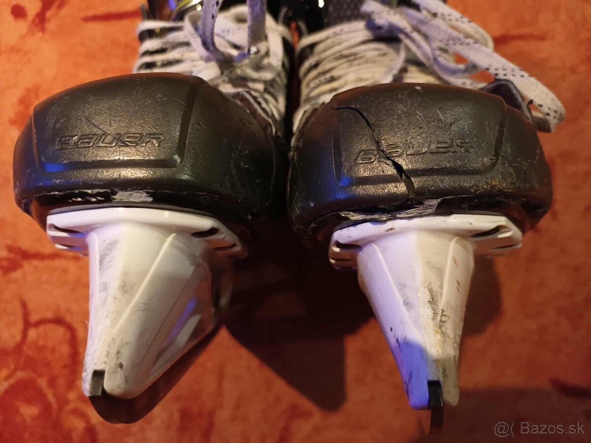 Brankárske korčule Bauer PRO, velkost 7, šírka FIT 2 - 14