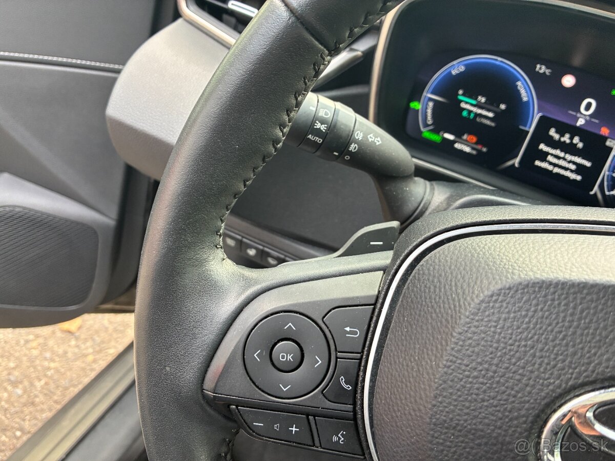 Toyota Corolla Hybrid 2.0 r.v.2024/3 e-CVT 112 kW EXECUTIVE - 14