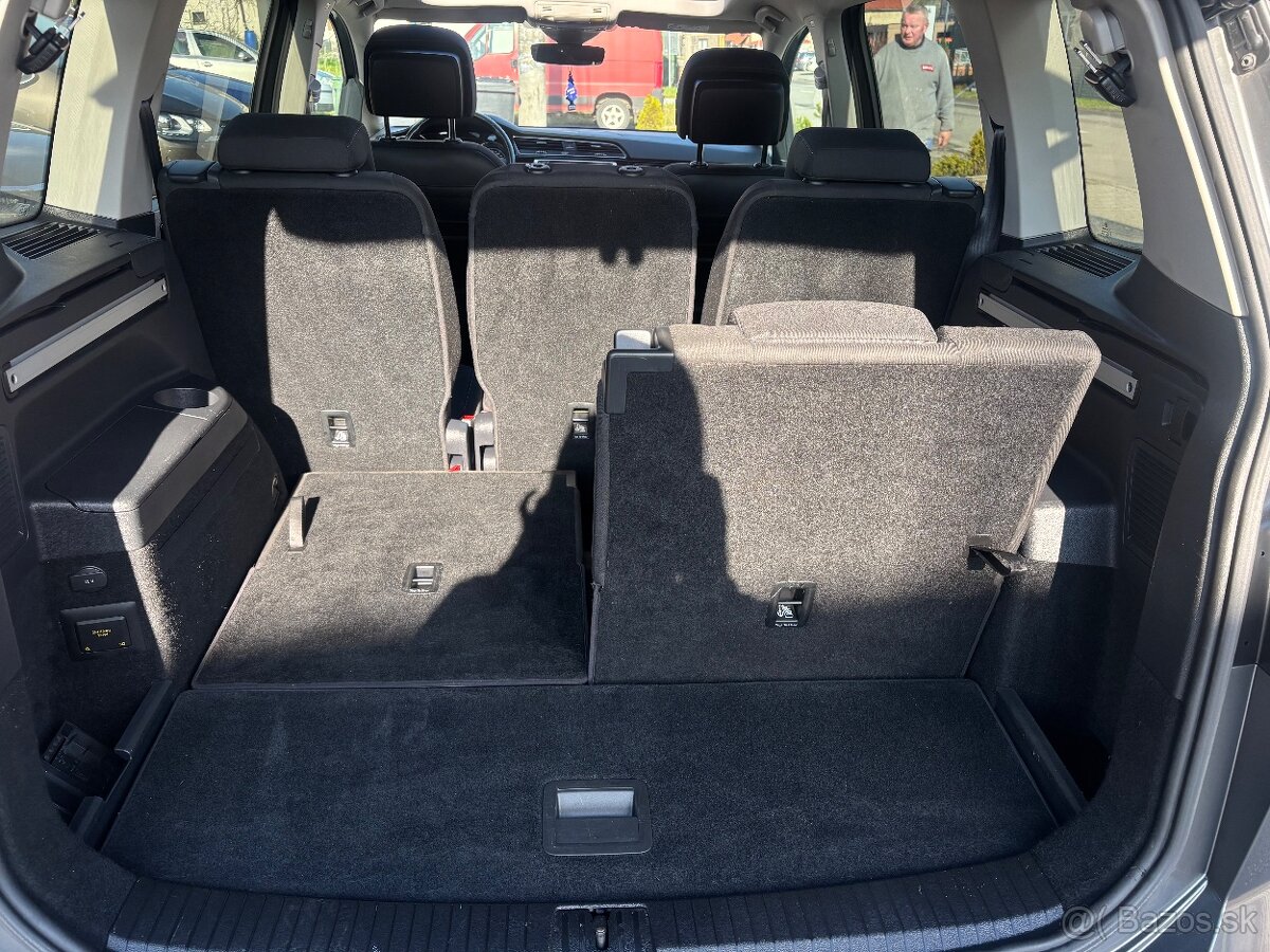 Volkswagen Touran 7miest 2.0tdi 110kw Pano Navi - 14
