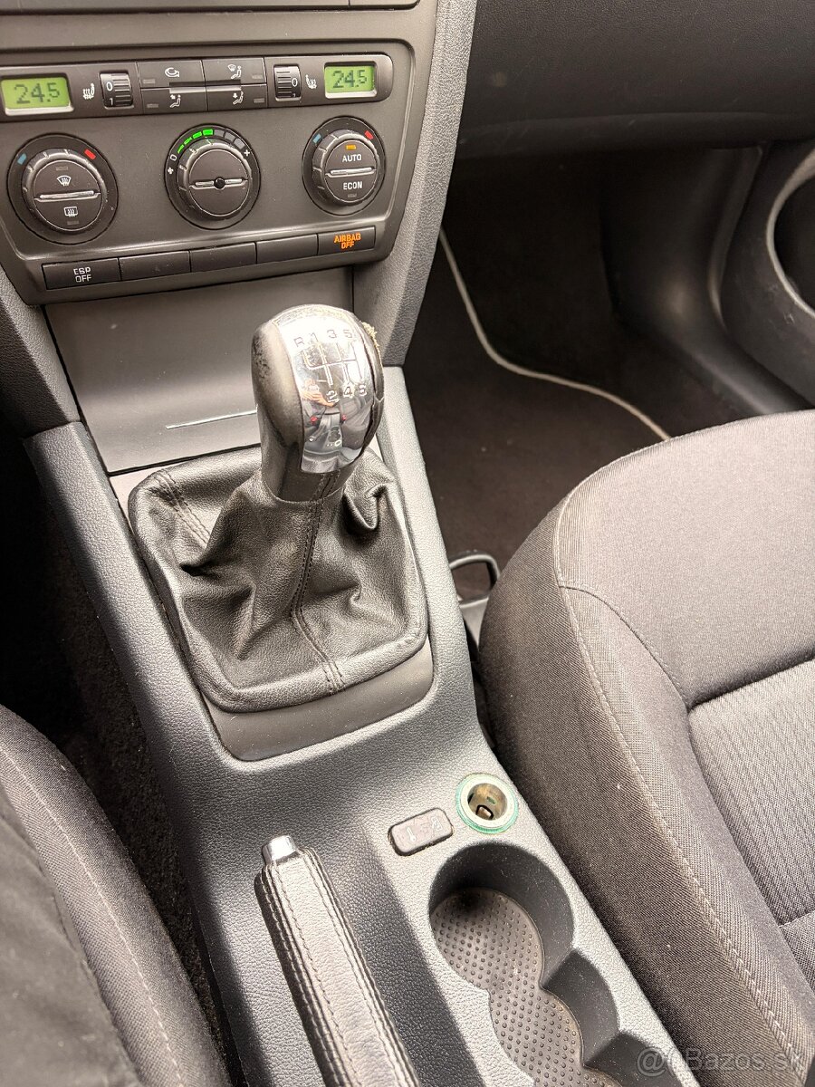 Predam skoda octavia 2 / 2.0 DIESEL - 2006 - 14