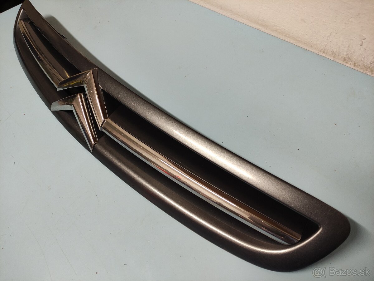 Citroen Xsara Picasso mriežka/maska - 14