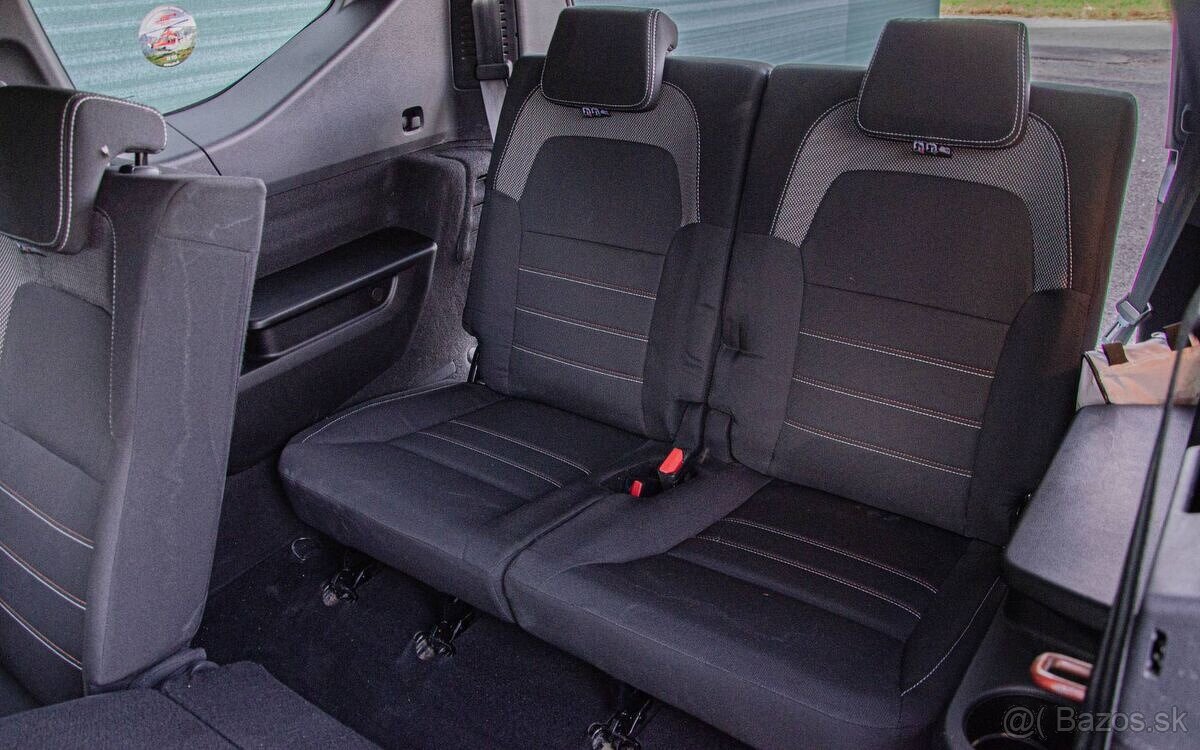 Dacia Jogger 1.0 TCe 110k Extreme 7 miest - 14