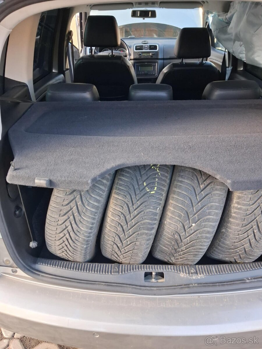 Škoda Roomster 1.2 - 16v - 14