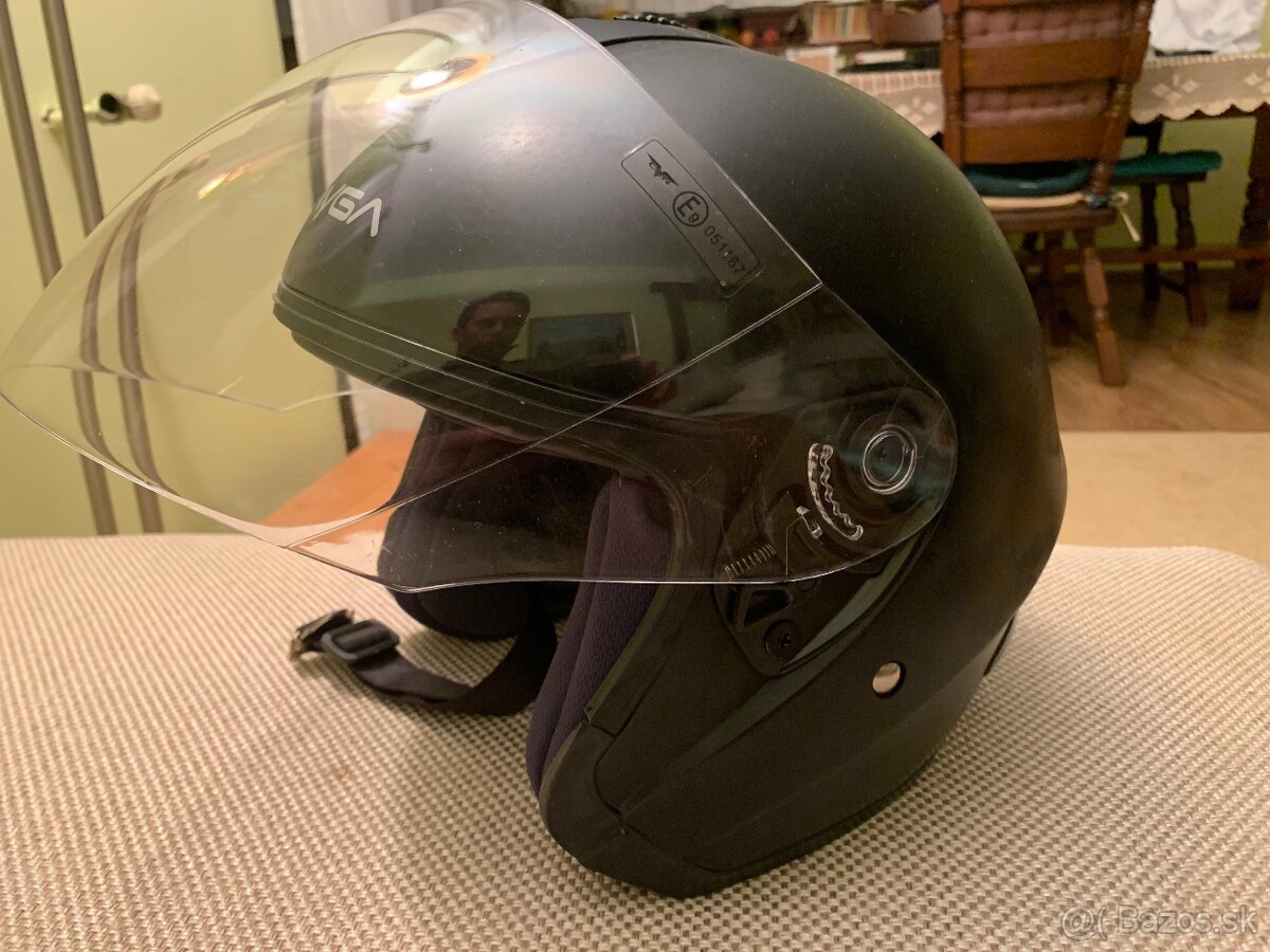 Predam kvalitnu prilbu TAYGA na motocykel-alebo kolobezku - 14