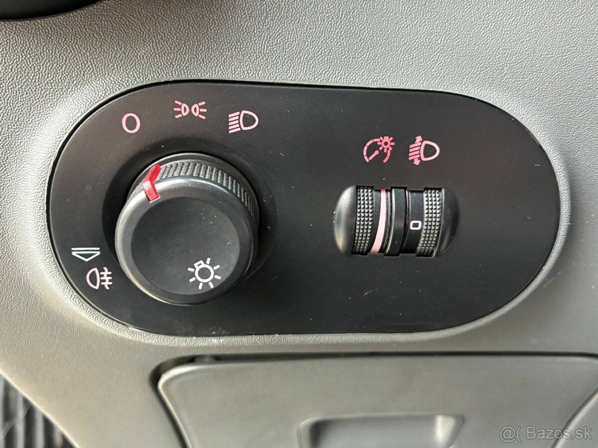 Seat Ibiza 1.4i, 63KW - 14