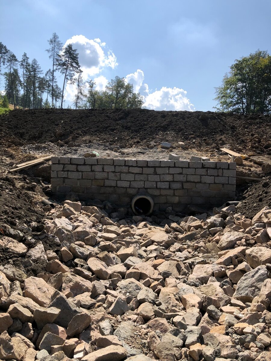 Kamenárske práce, oporné múry, chodníky a svahy z kameňa, - 14