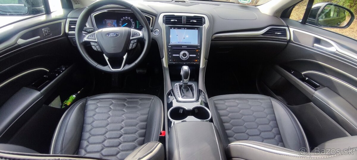 Ford Mondeo VIGNALE HYBRID 2,0 BENZIN+HEV,14159KM - 14