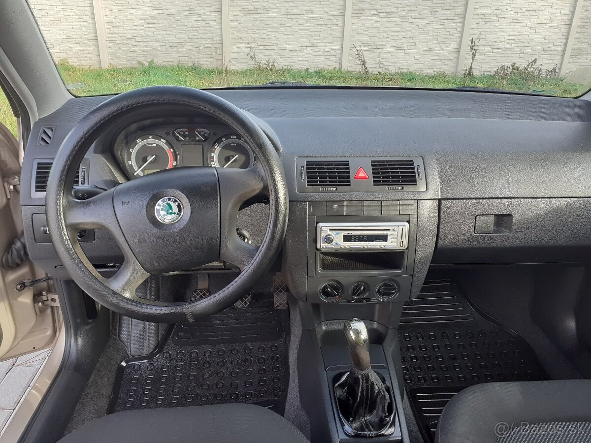 Škoda Fabia 1.2 47kw - 14