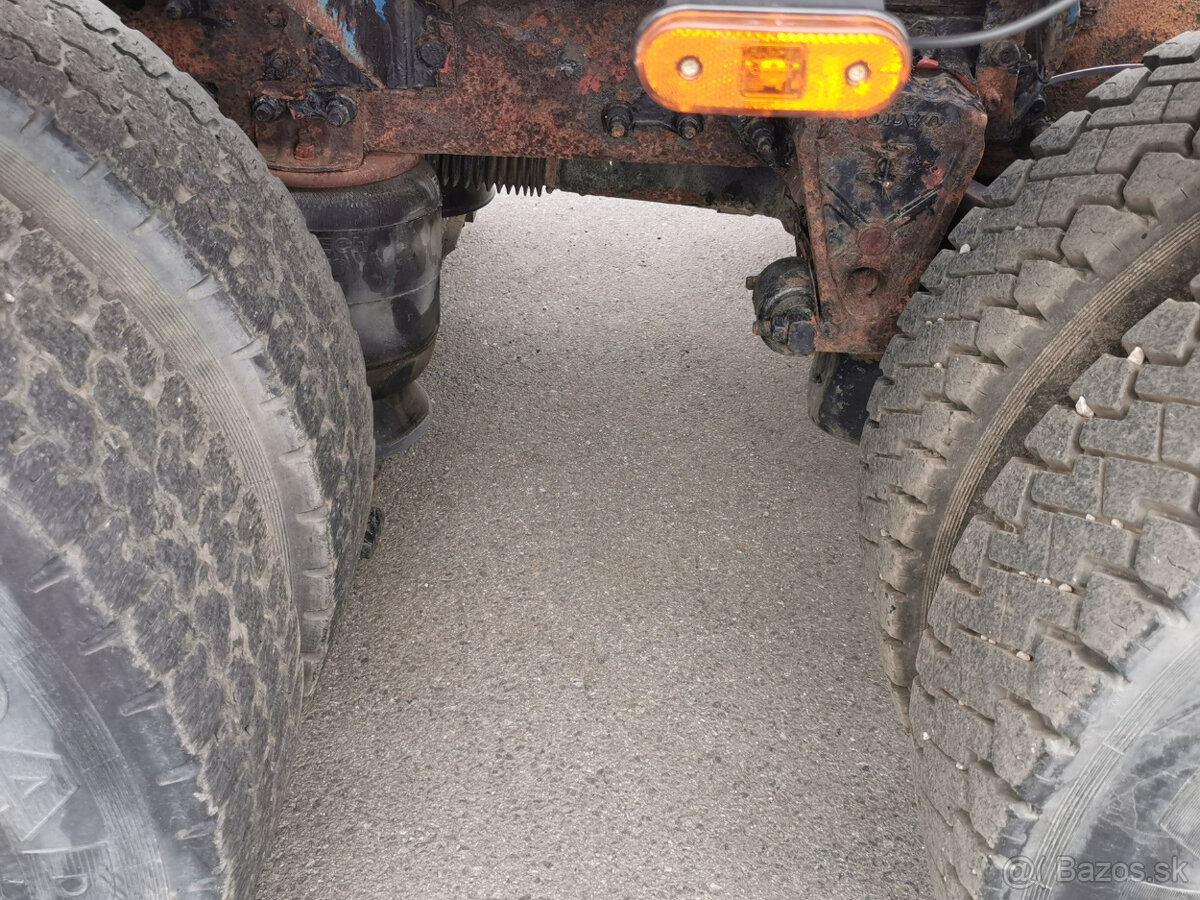 Prodám tahač návěsů VOLVO VVN EURO 3 retardér - 14