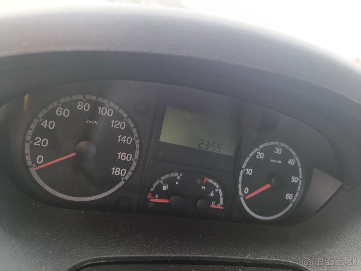 Predám odtahovy special do 3,5t - 14