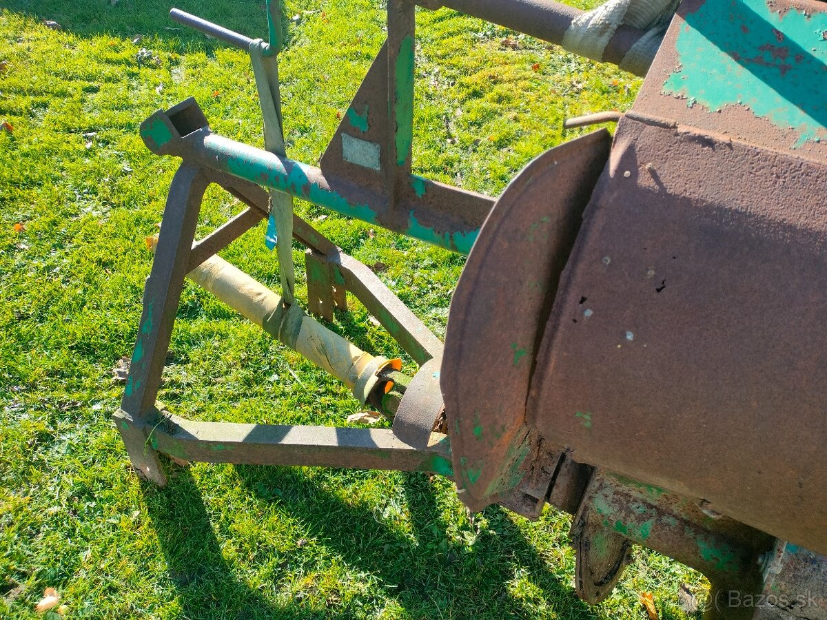 Půdní rýhovací fréza za traktor - 14