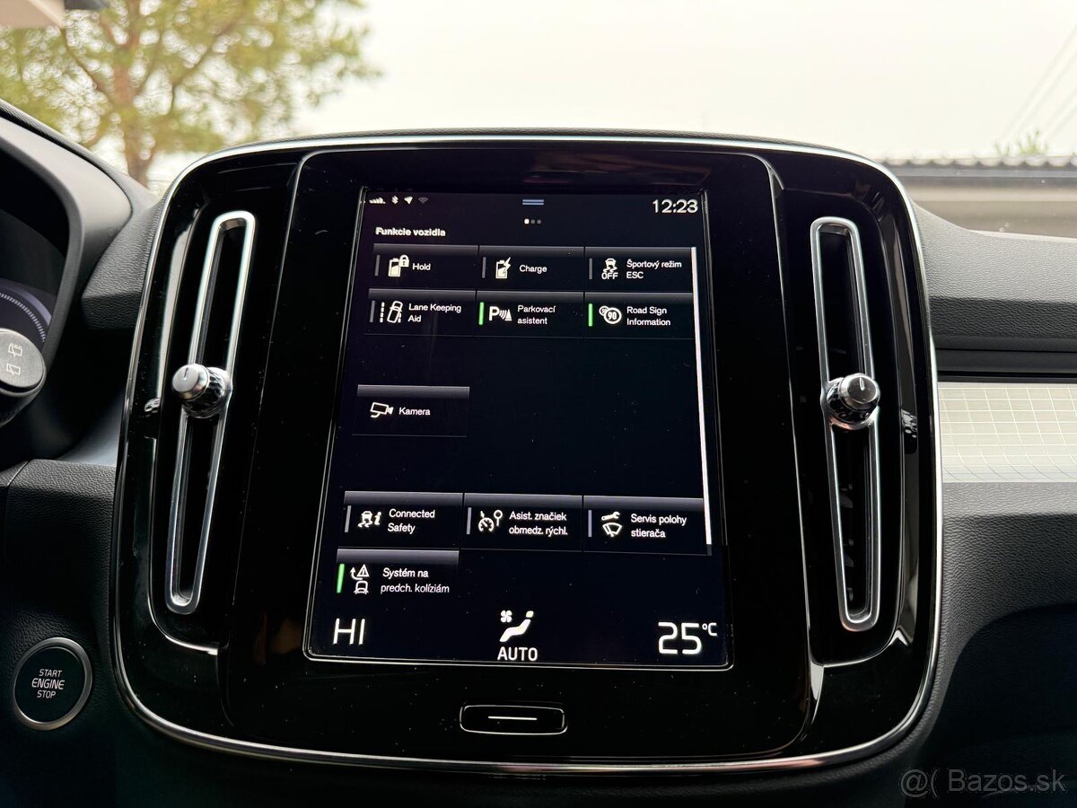 Volvo XC40 T4 RECHARGE - 14