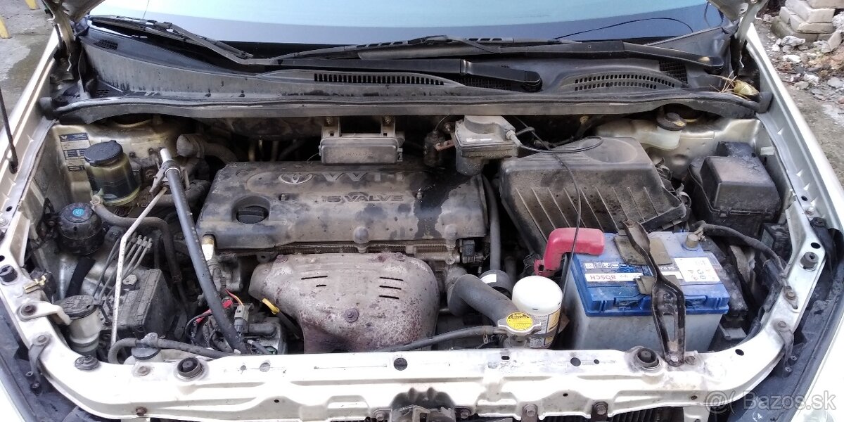 Toyota Avensis Verso 2.0 vvti LPG - 14