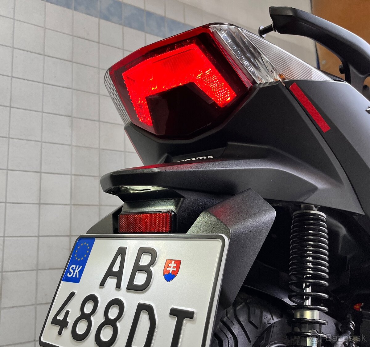 Skuter Honda Forza 125 - 14