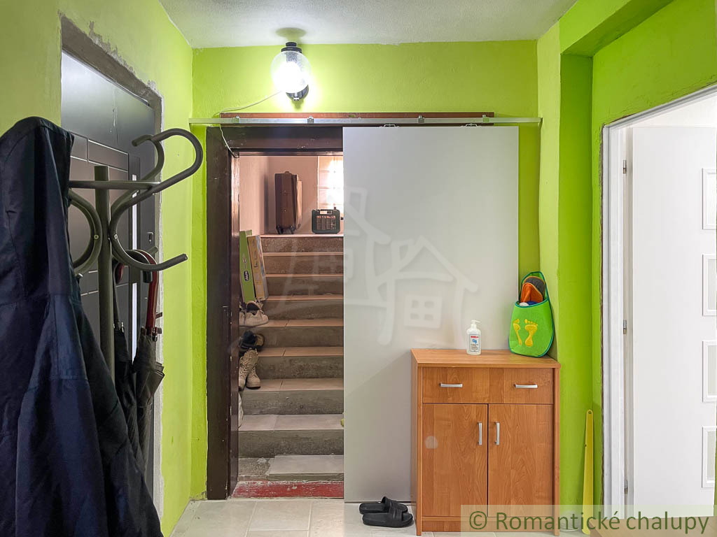 Rodinný dom so slnečnou záhradou v obci Sielnica, okres Zv - 14