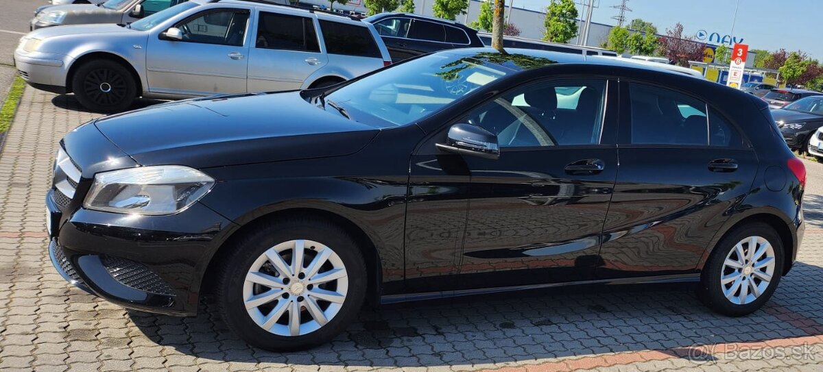 MERCEDES-A HATCHBACK - 14