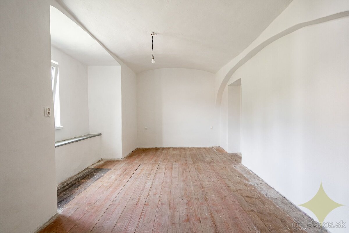 ►Veľký Apartmán 4izb. pri jazerách so záhradou a chatkou v h - 14