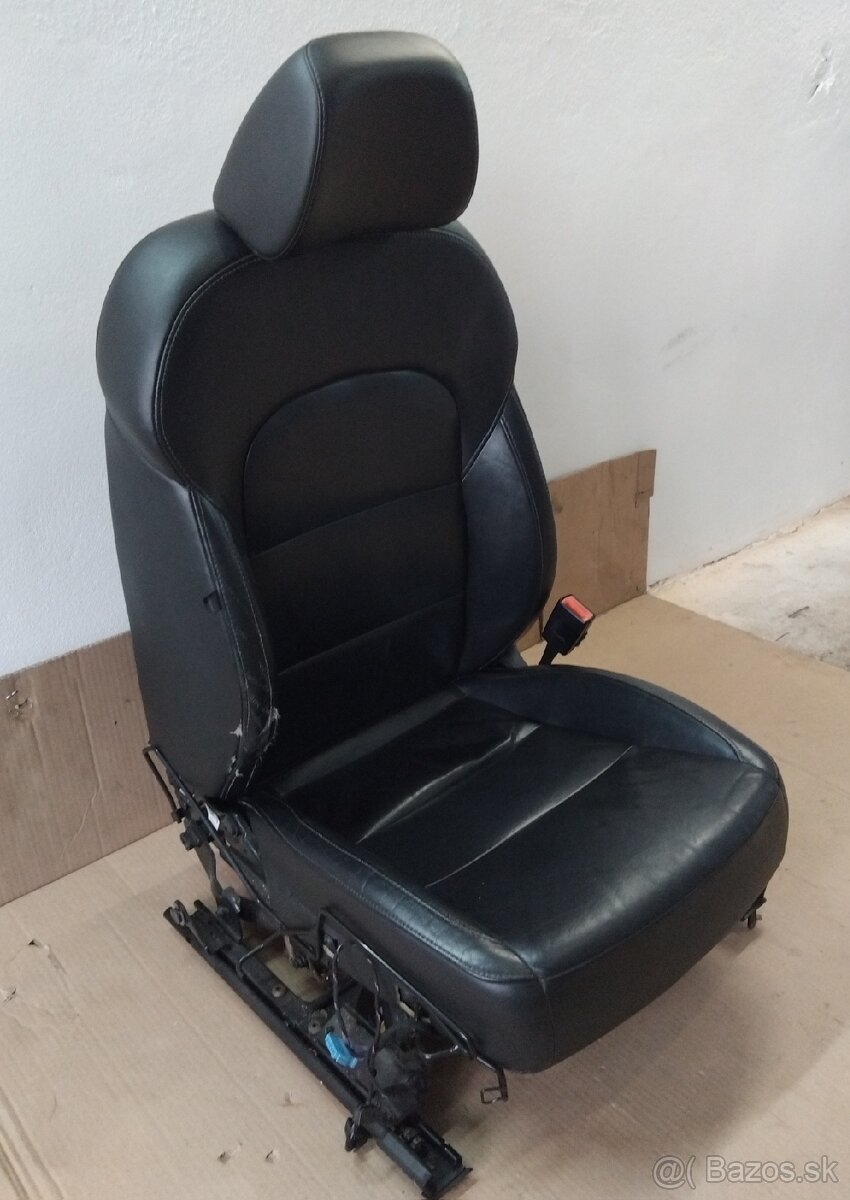 sedačka spolujazdca Superb 2 - 14