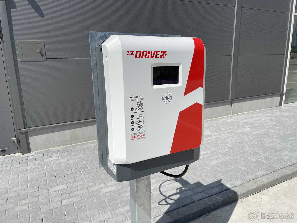 Prenájom výrobno-skladového priestoru 900 m² v časti Bratisl - 14