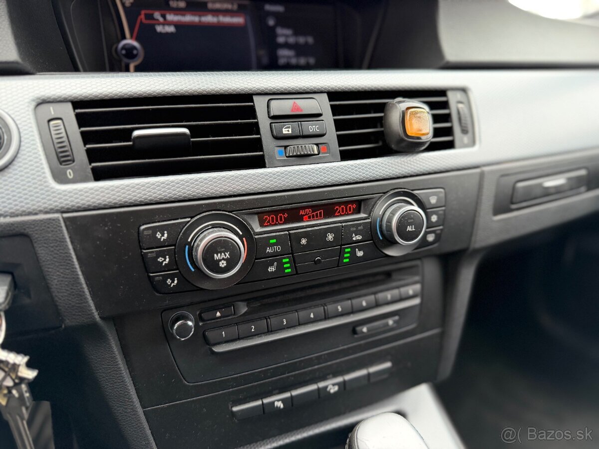 BMW Rad 3 Touring 335i xDrive A/T - 14