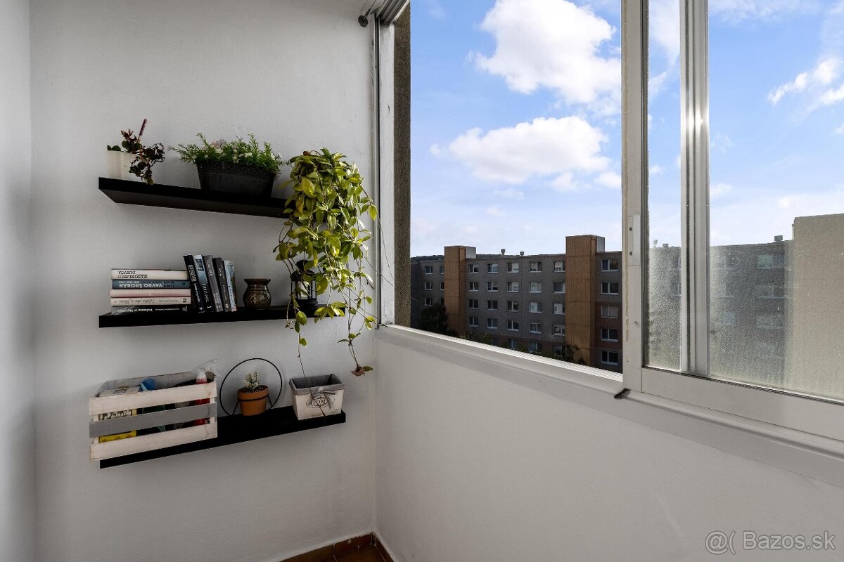 Na predaj 3-izb., kompl.zariadený byt, Nejedlého ul. - 14