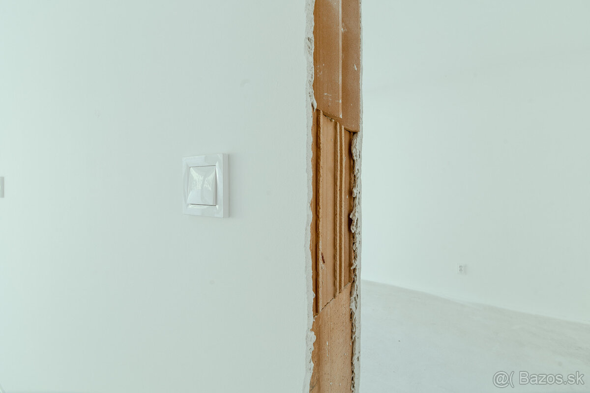 Na predaj výnimočný 3-izbový byt v rodinnom dome vo Veľkom O - 14