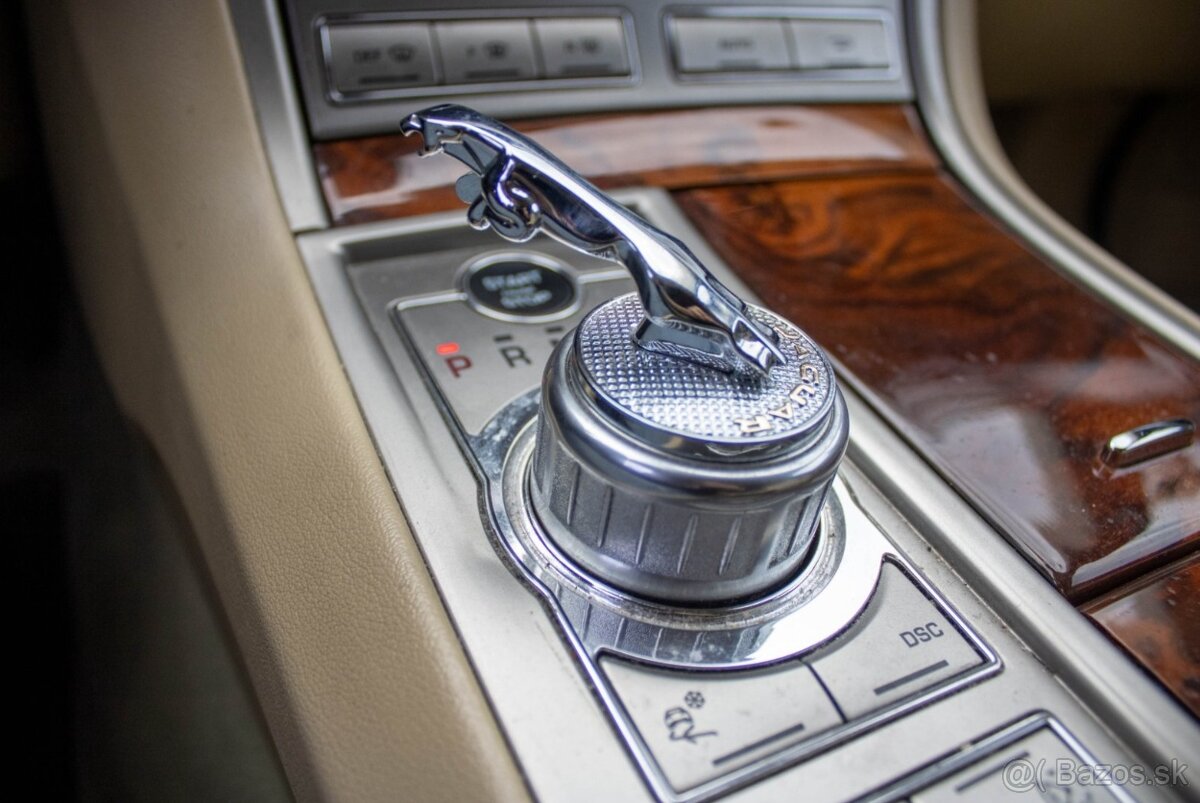 JAGUAR XF 3.0D V6 155kW LUXURY 2011 - 14