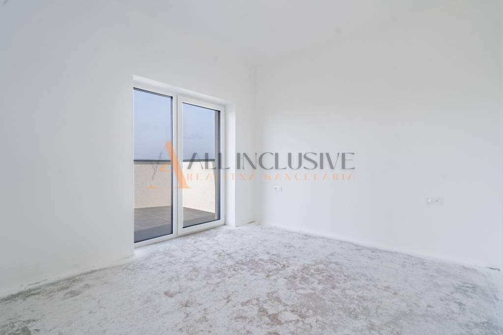 ZNÍŽENÁ CENA l NA PREDAJ 3 IZBOVÝ BYT S BALKÓNOM, PODUNAJSKÉ - 14