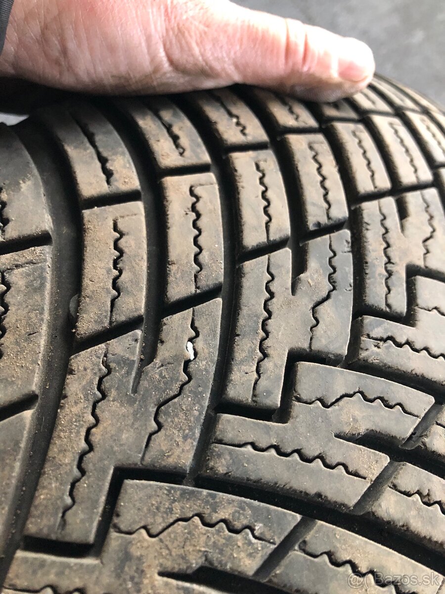 Audi elektróny R17 - 14