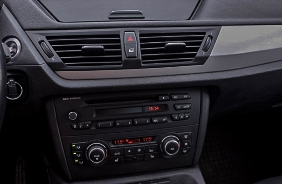 BMW X1 r.2010 , 110kw 4x4 - 14