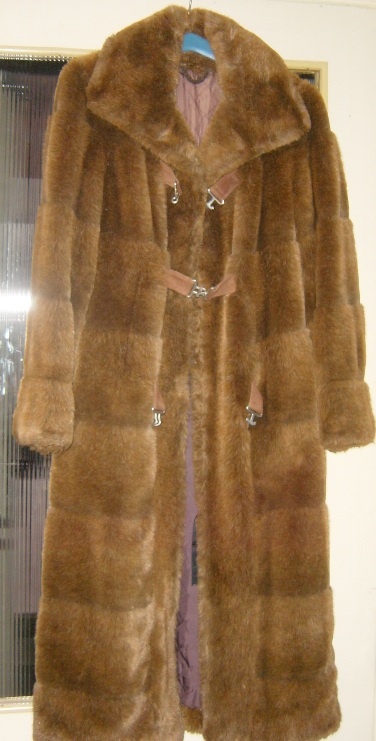 Dámska zimná bunda s kapucňou béžová - 14