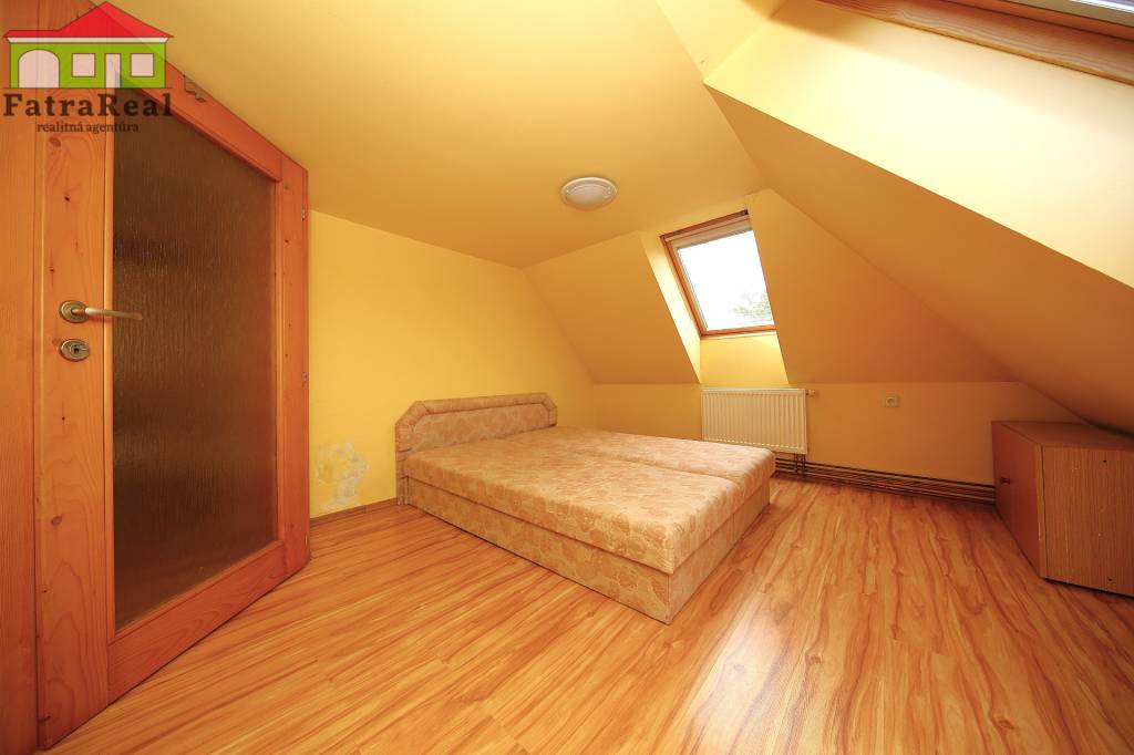 Rodinný dom po kvalitnej rekonštrukcii, Dúbrava - 14