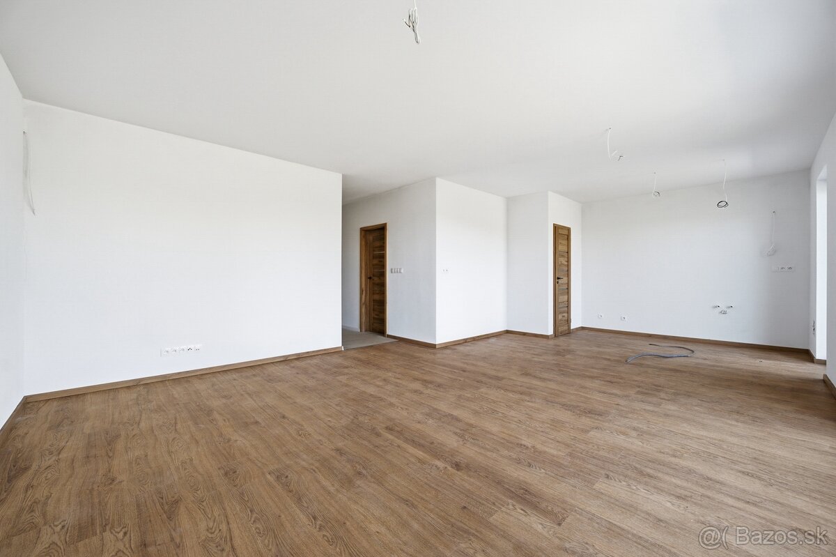 NOVOSTAVBA Hôrka nad Váhom - 14