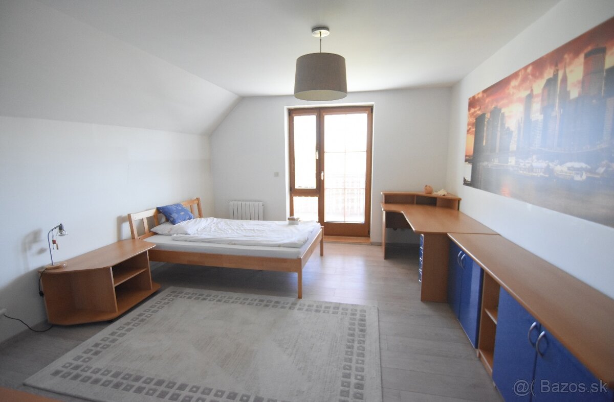 Na predaj Rodinný dom,Trenčín-Zlatovce, krásny pozemok 900m2 - 14