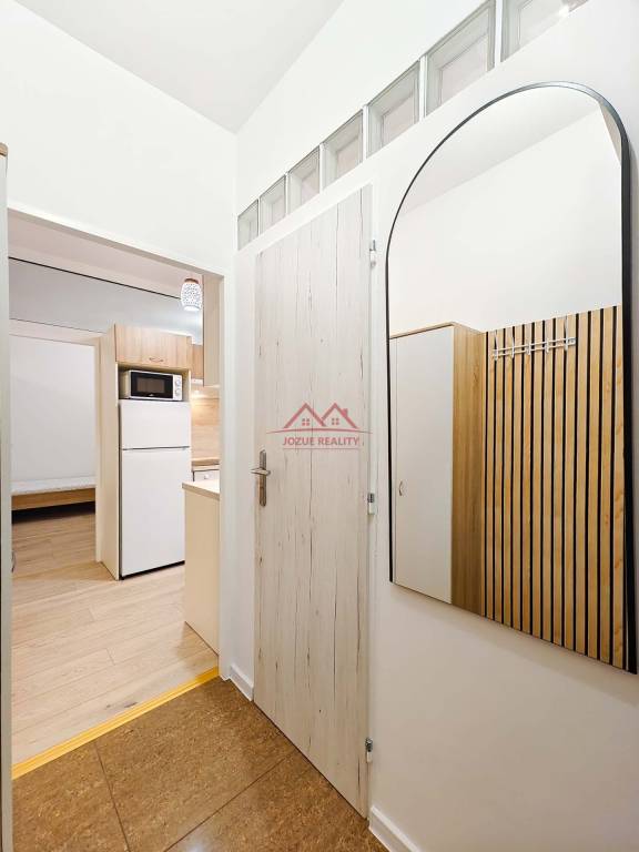 PRENÁJOM: Útulný zrekonštruovaný 3-izbový tehlový byt, Podhr - 14