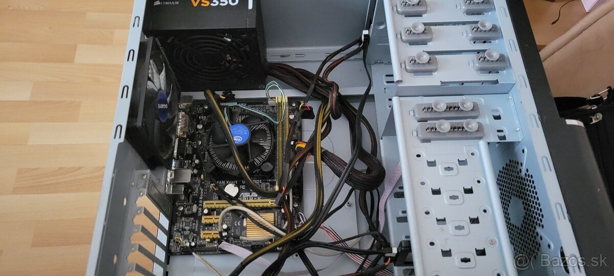 Predam starsi stolny pocitac - 14