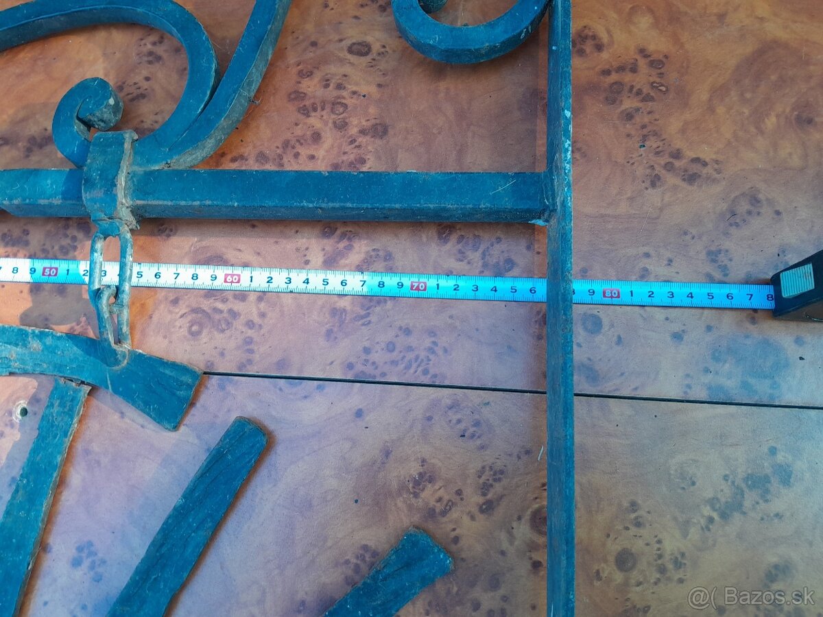 Liatinový stojan na slnečník-dáždnik. - 14