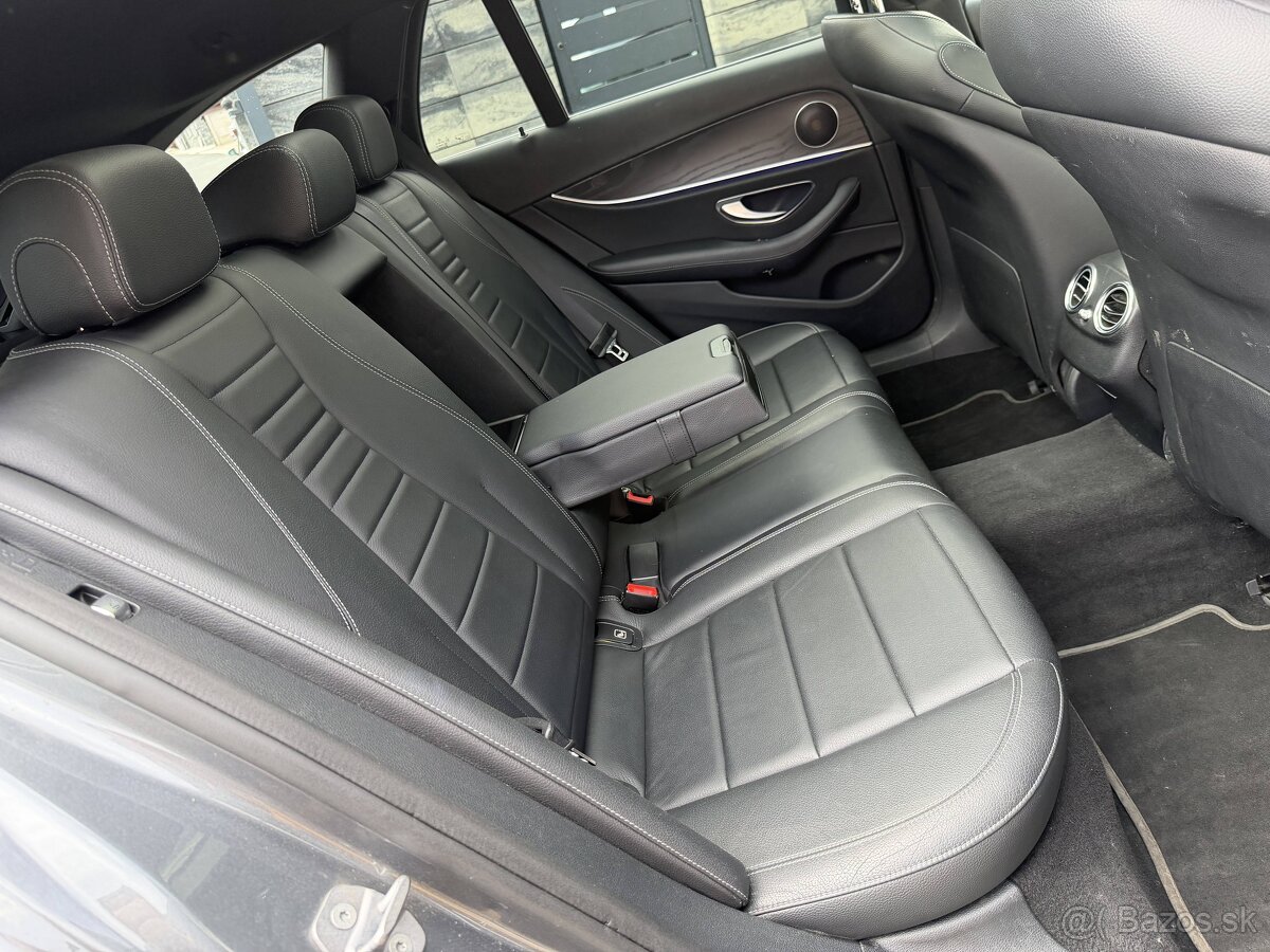 Mercedes-Benz E All Terrain E220d Sport 4-Matic - 14