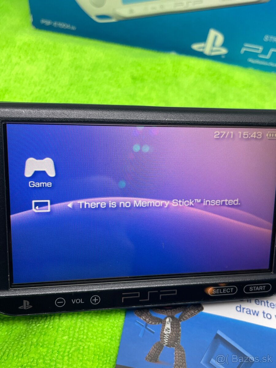 Sony PSP-E1004 Street +box biely - 14