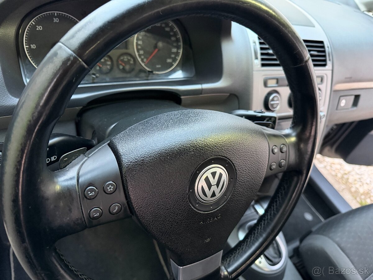 VW Touran 1.9TDI BLS DSG - 14