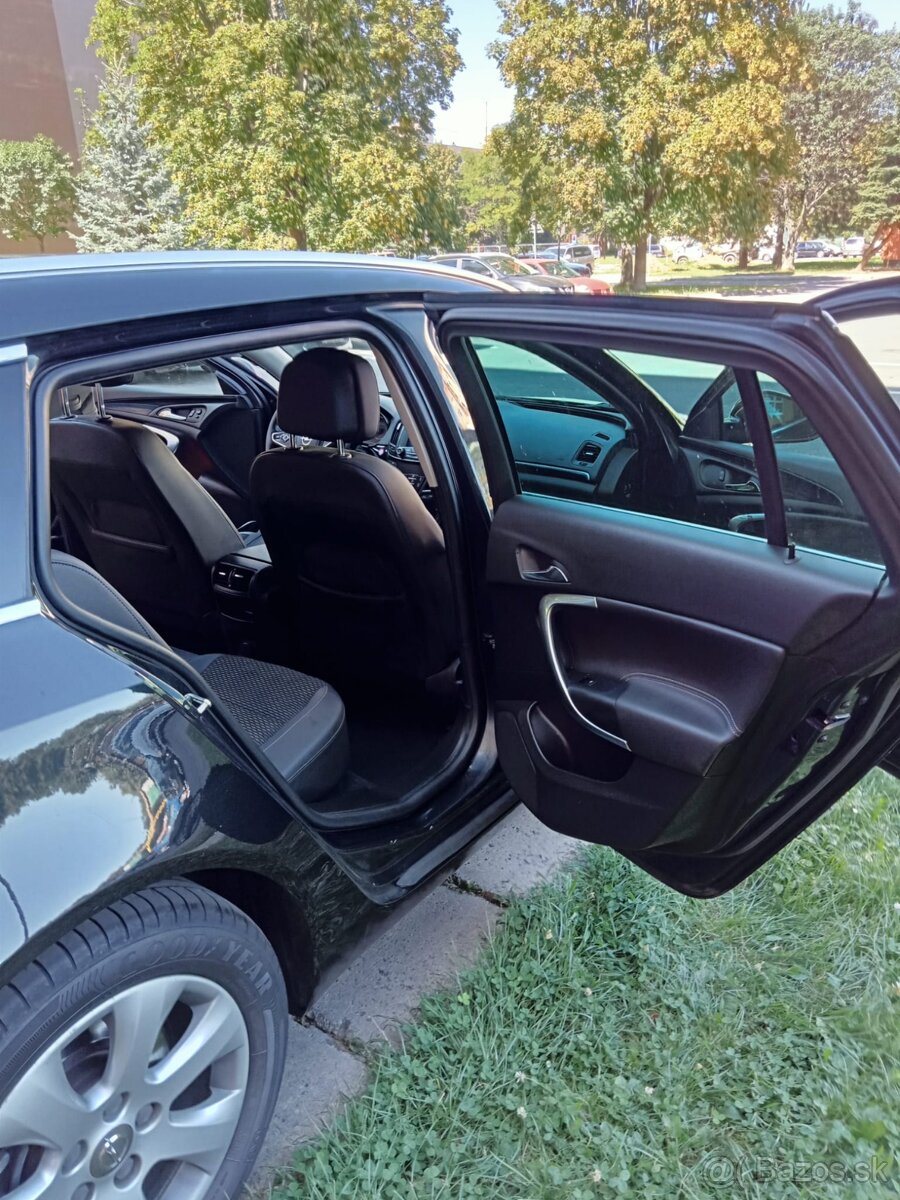 Predam Opel Insignia Combi Sports Tourer Inovation - 14