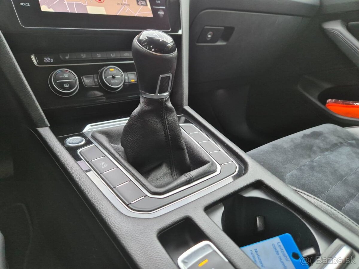 Volkswagen Passat Variant 2.0 TDI EVO Elegance - 14