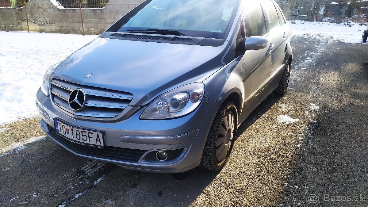 Mercedes-Benz B170 benzín - 14