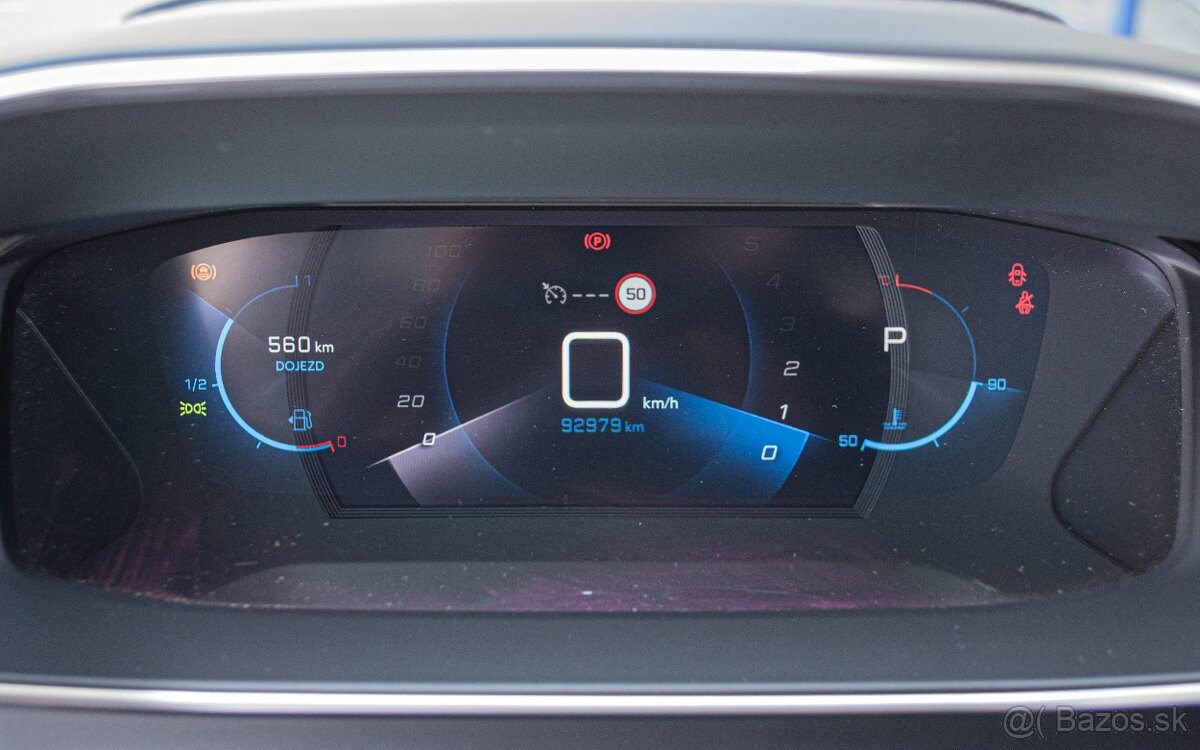 Peugeot 2008 1.2 PureTech Allure 96kW automat - 14