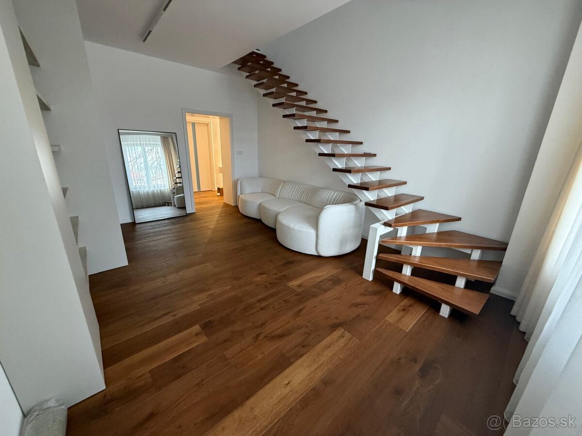 Luxusný mezonet 250 m2 s terasou na predaj,Prievidza - 14