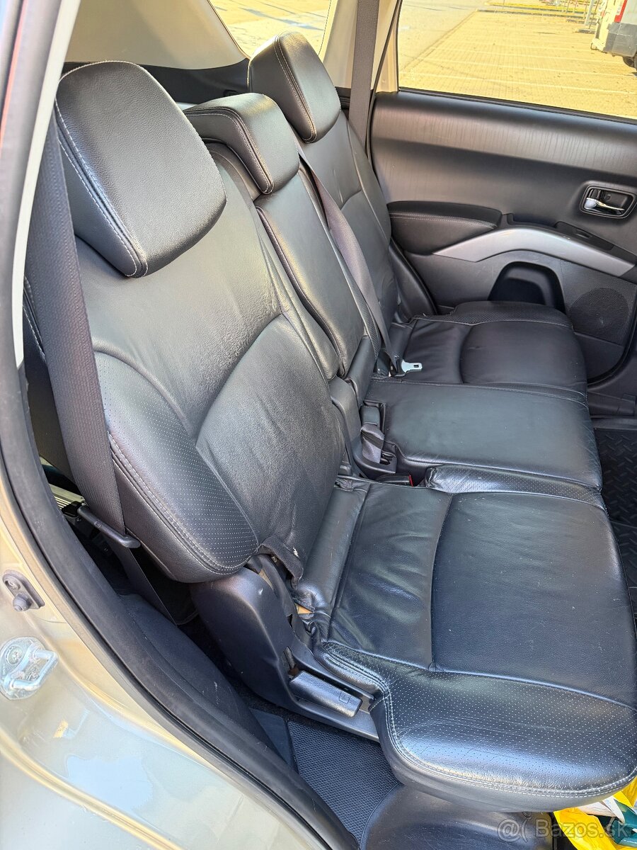 Outlander 2,4 Cvt 4x4 - 14