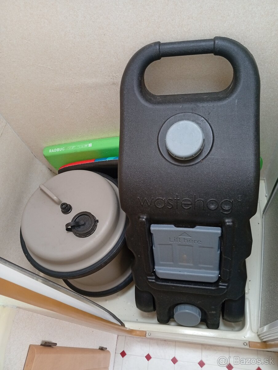 KARAVAN Bailey RANGER ZIMNÍ SLEVA pro 2 nebo 4 osoby AKCE - 14