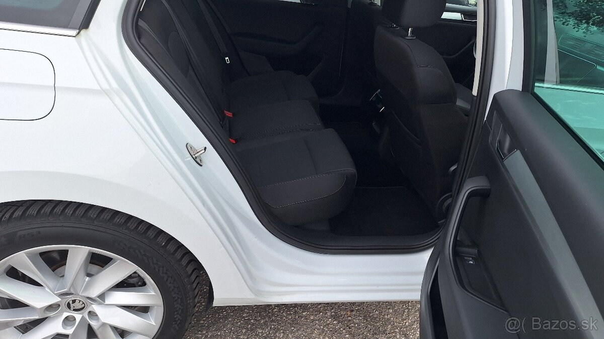 ŠKODA SUPERB COMBI 2.0 TDI.DSG - 14