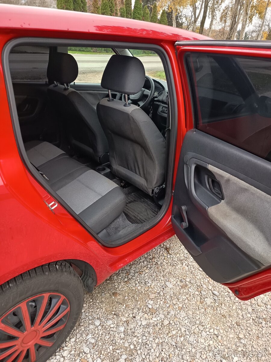 Predám škodu Fabia 2 - 14